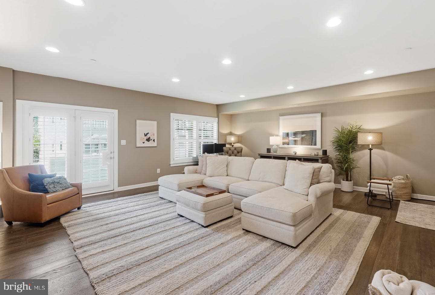 17812 Thomas Village Lane photo 32