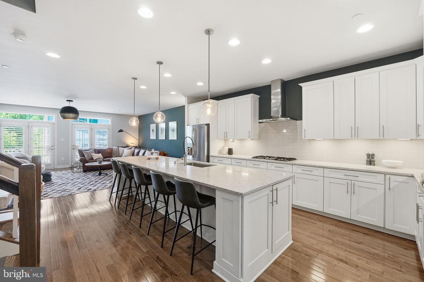 17812 Thomas Village Lane photo 4