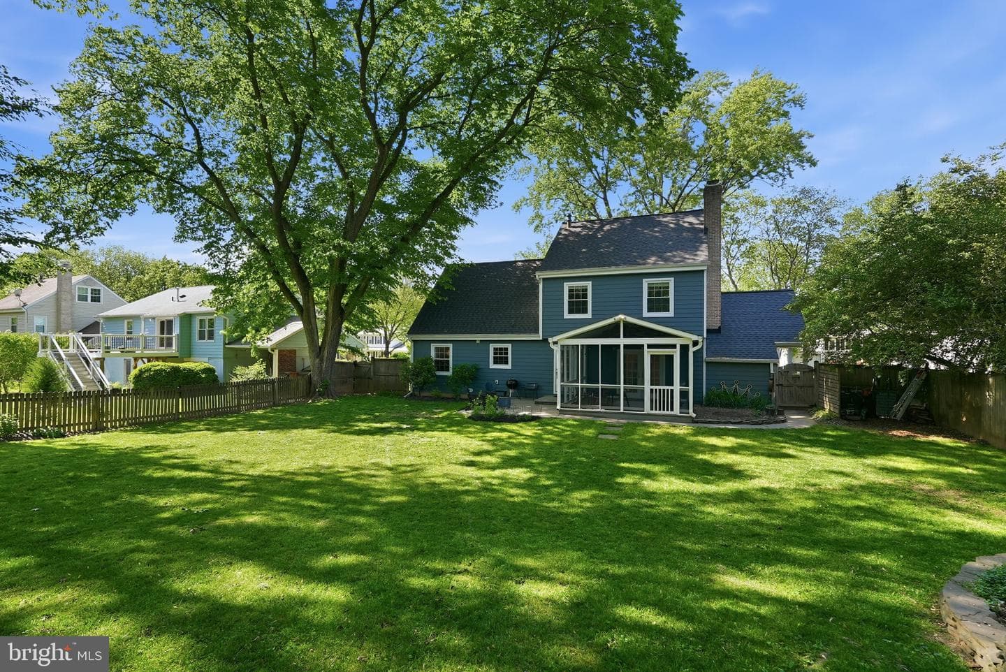 810 Duke Street photo 37