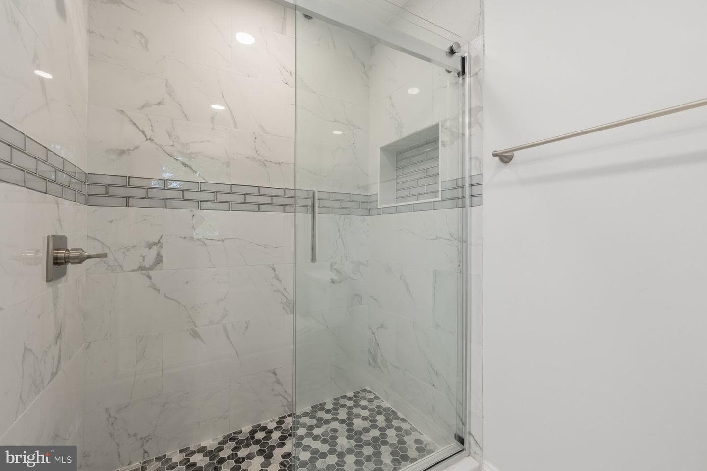 1517 Gerard Street photo 27