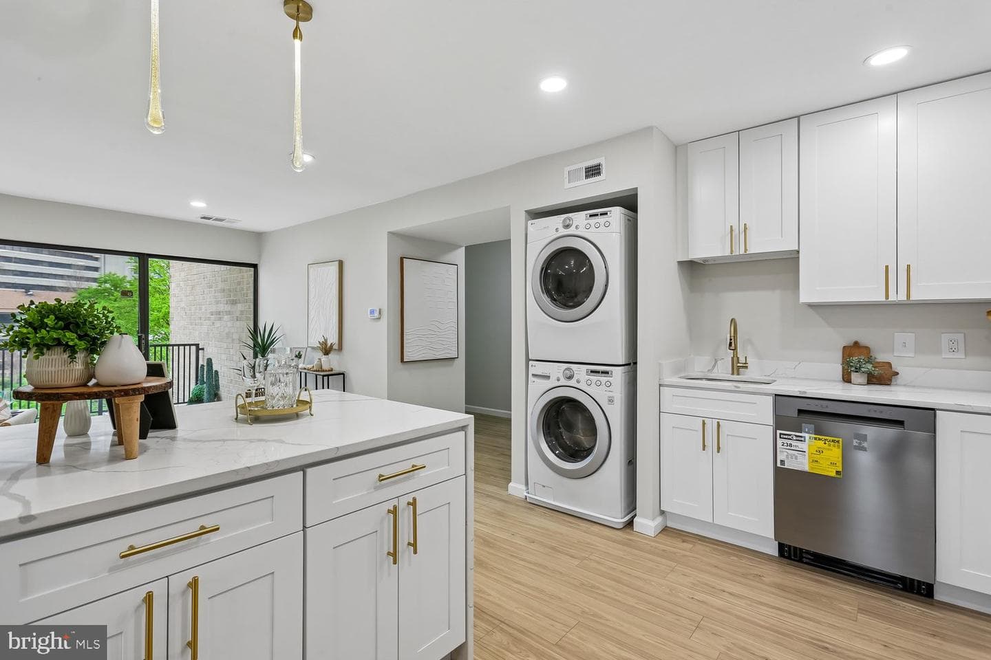 150 Monroe Street #302 photo 30