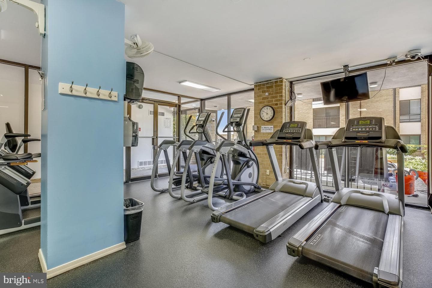 150 Monroe Street #302 photo 60