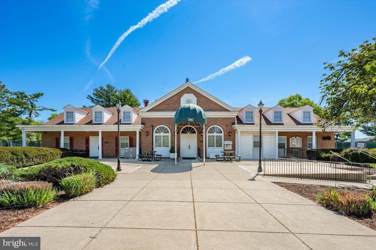 844 Quince Orchard Boulevard #101 photo 36
