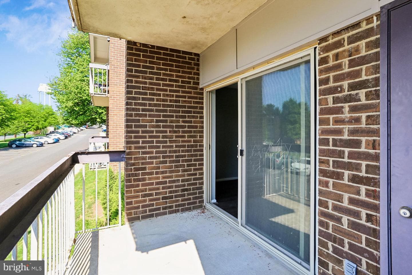 2201 Greenery Lane #104-11 photo 4