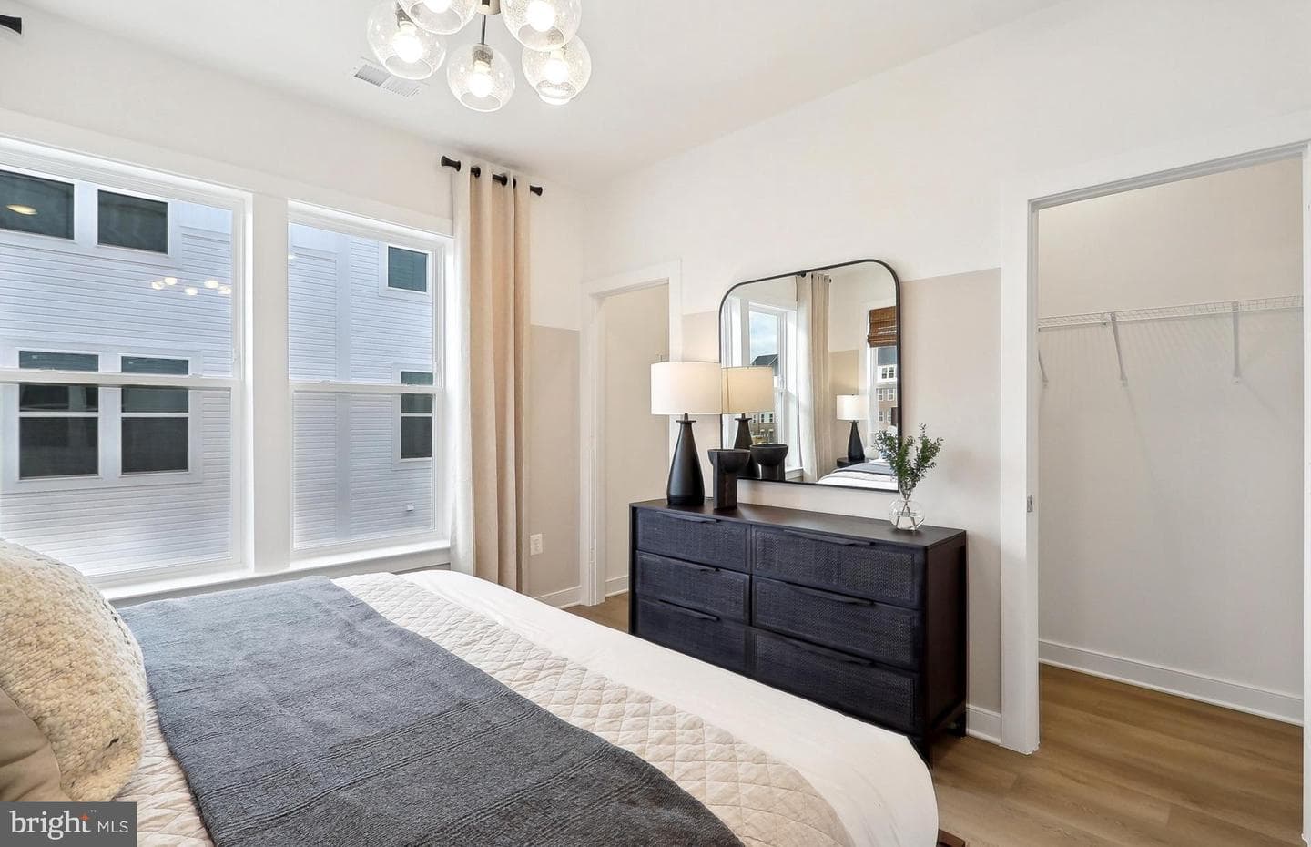 2166 Henson Norris Street photo 14