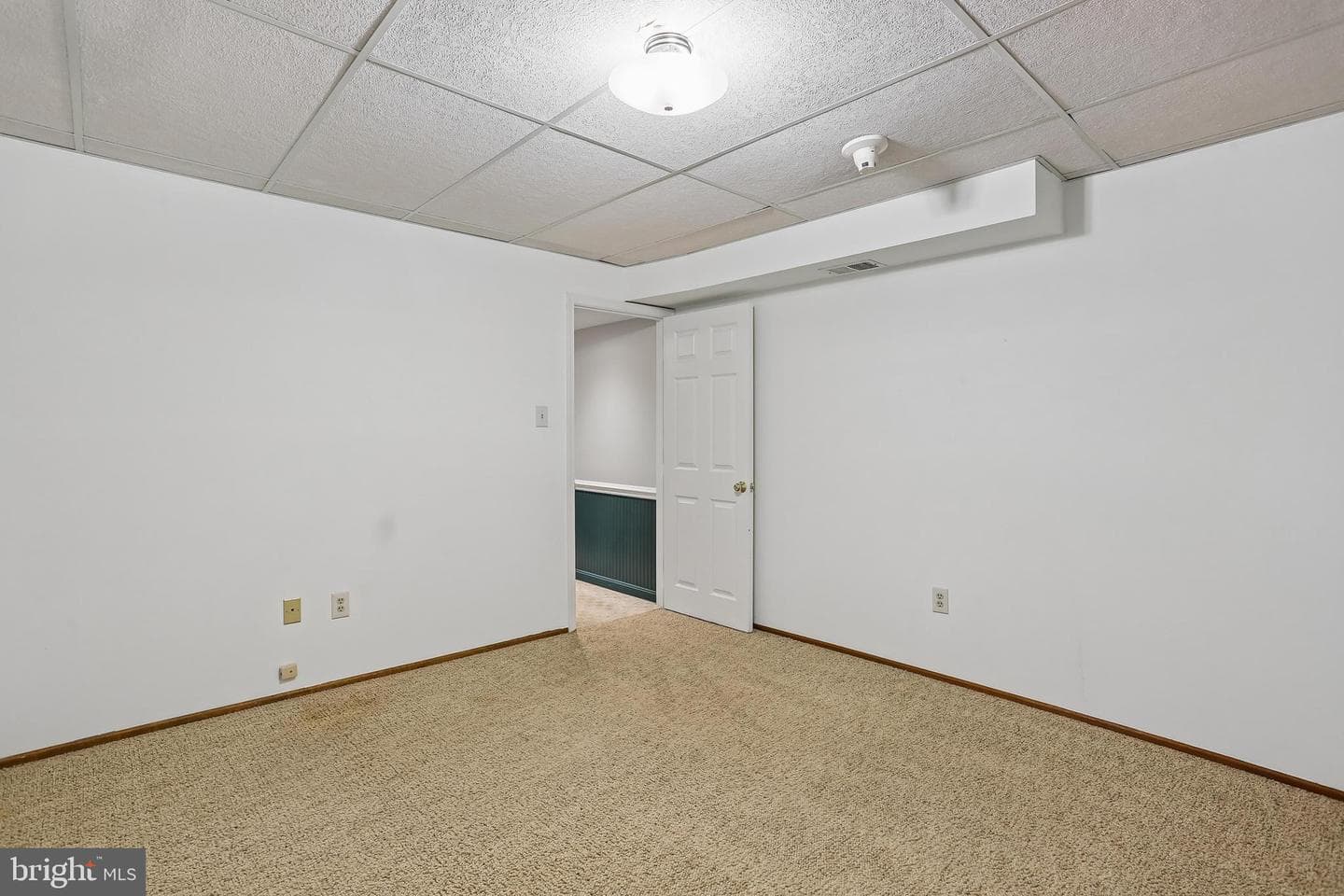 110 Summit Hall Road photo 68