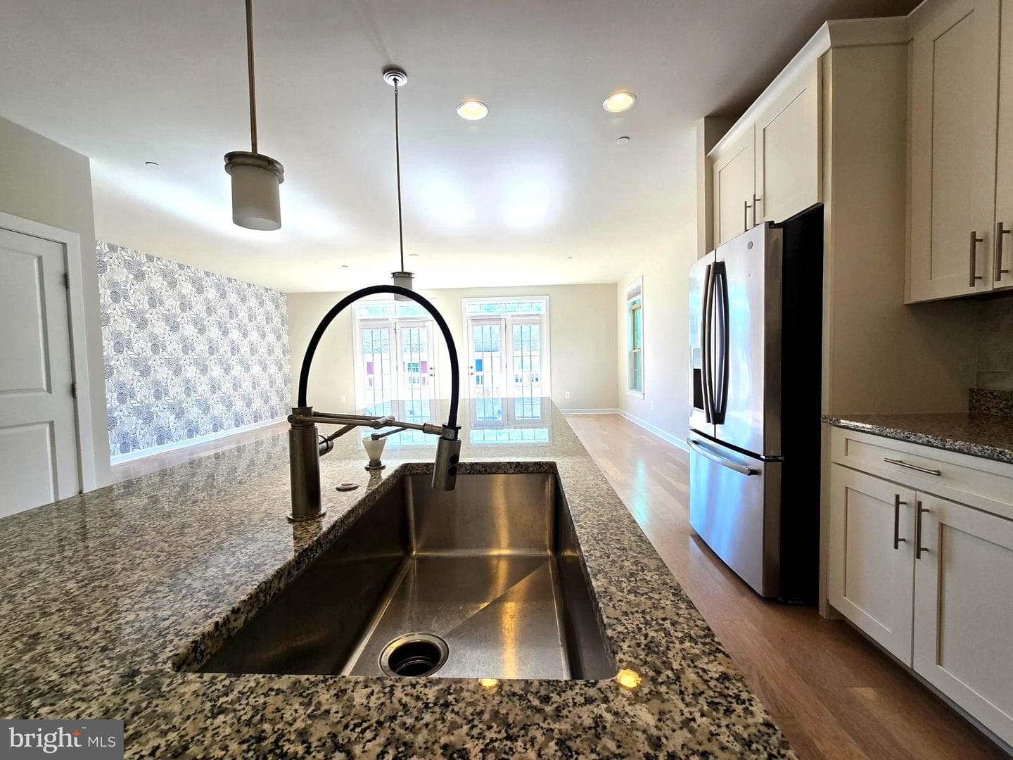 1021 Mutual Place photo 17