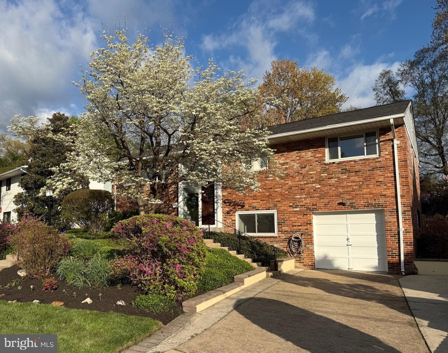 6017 Cheshire Drive photo 2