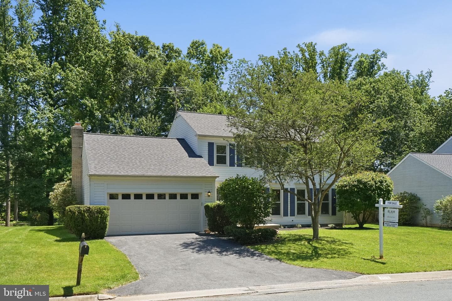 4120 Sandcastle Lane photo 2