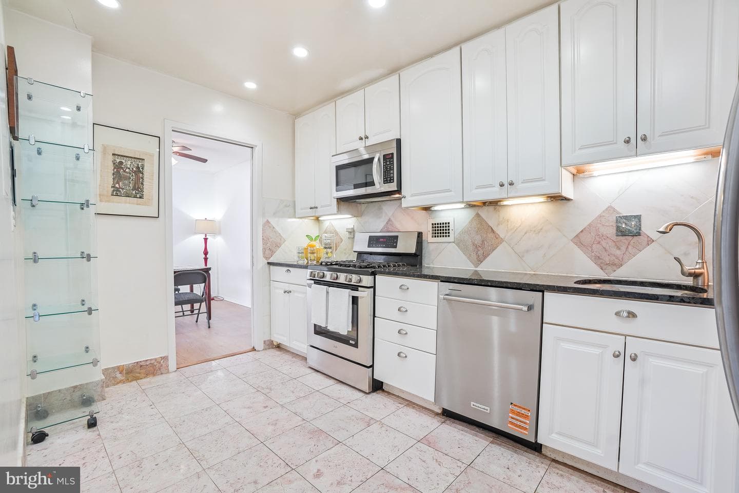 5500 Friendship Boulevard #2414n photo 18