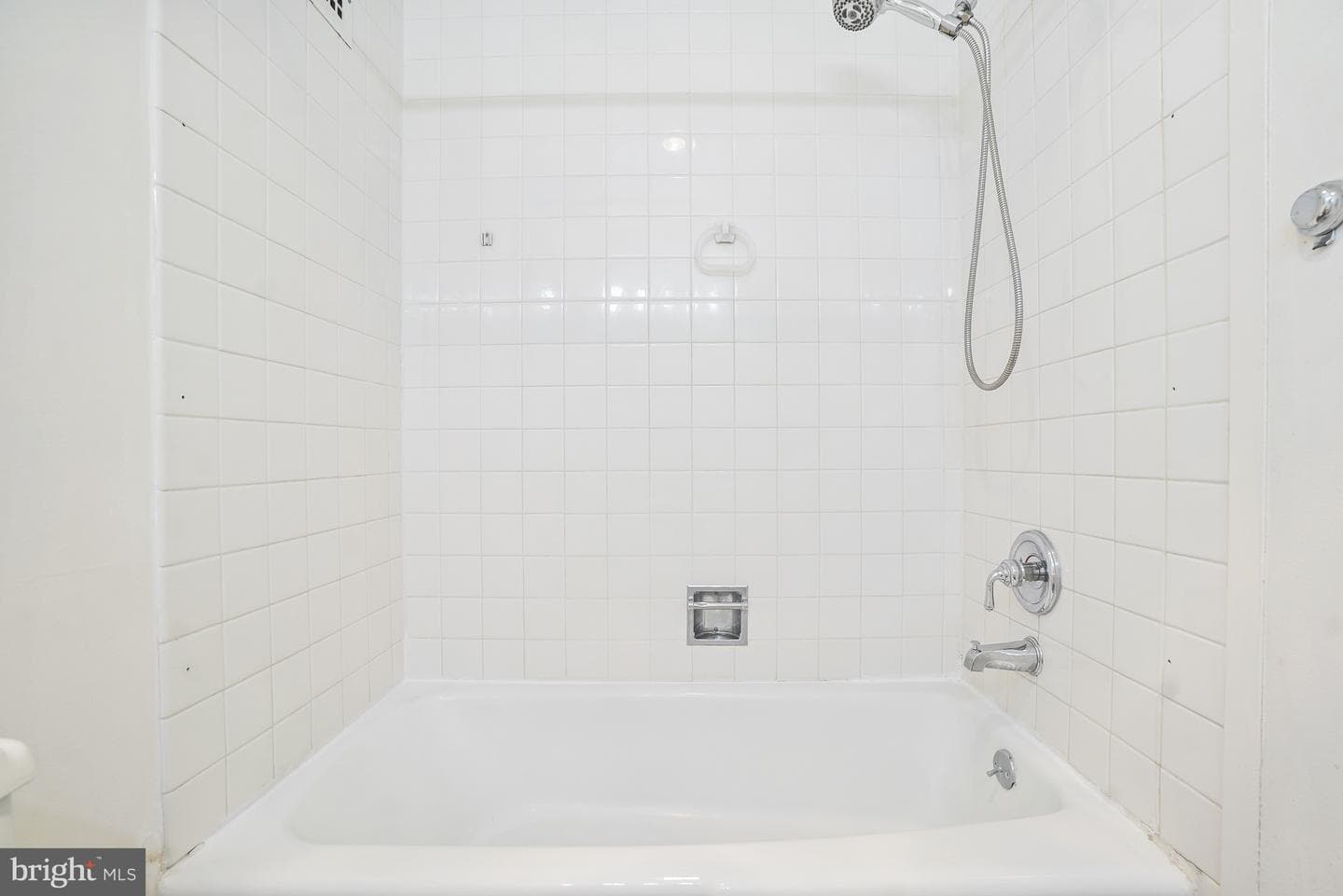 5500 Friendship Boulevard #2414n photo 27