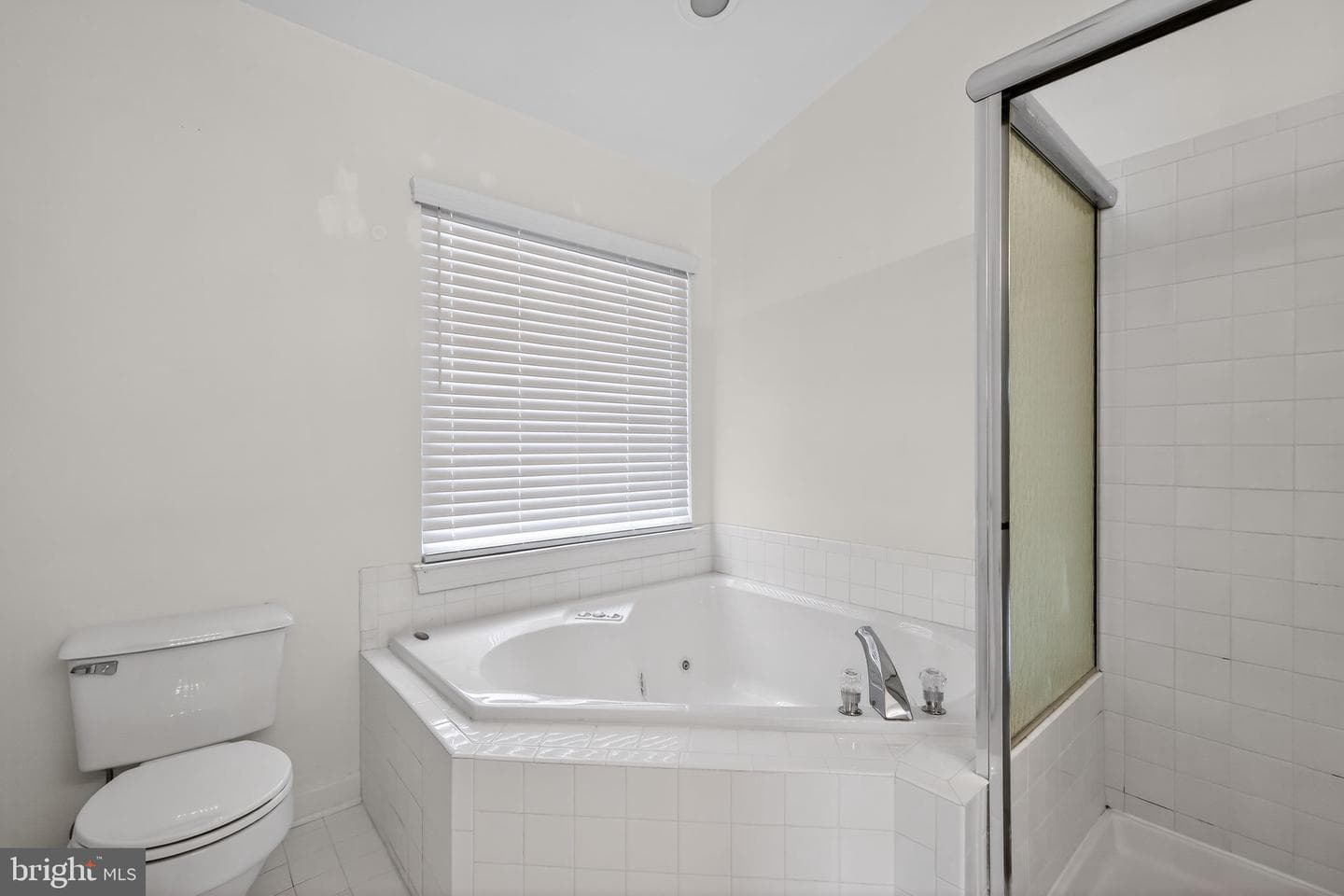 2015 Wheaton Haven Court W photo 15