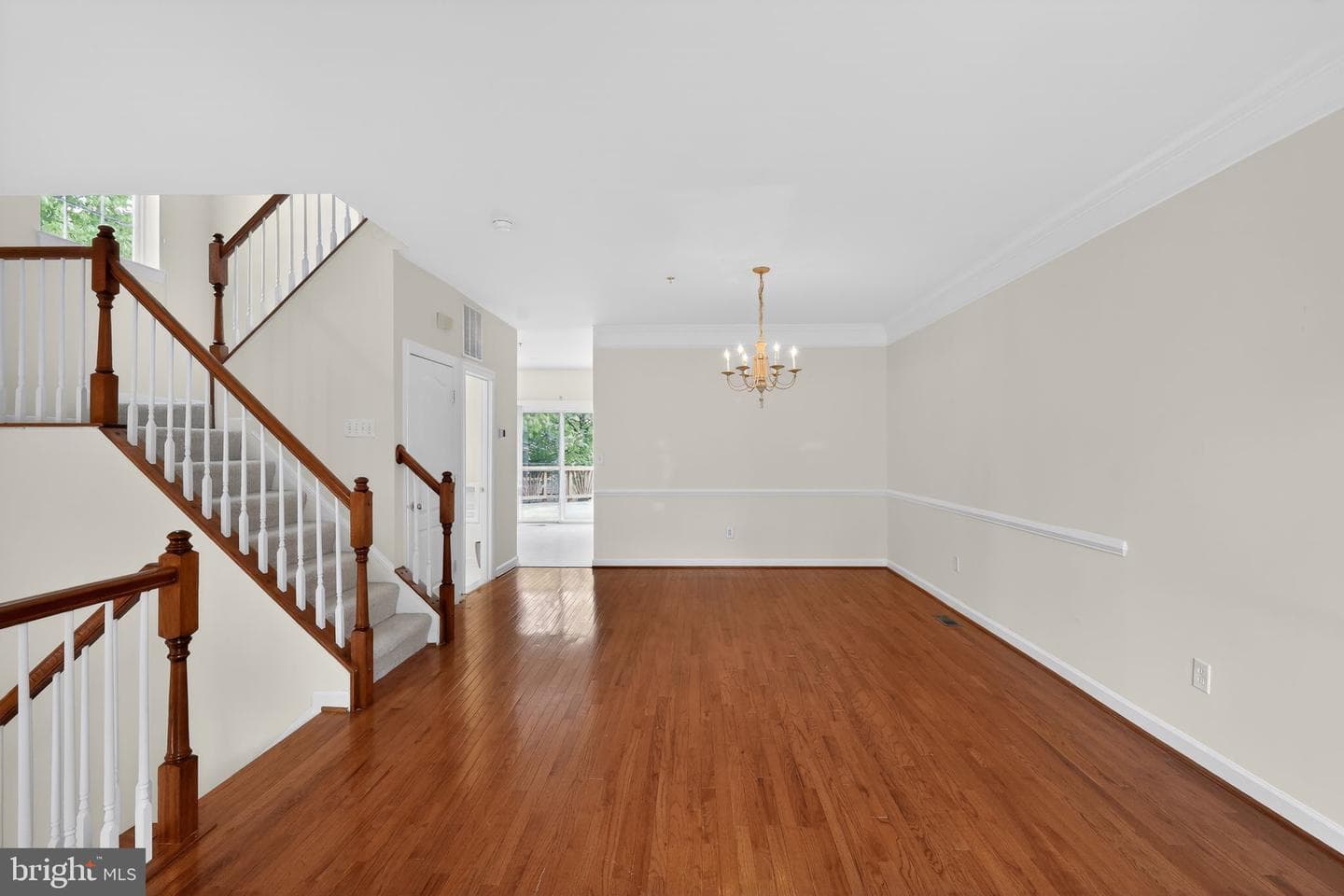 2015 Wheaton Haven Court W photo 4