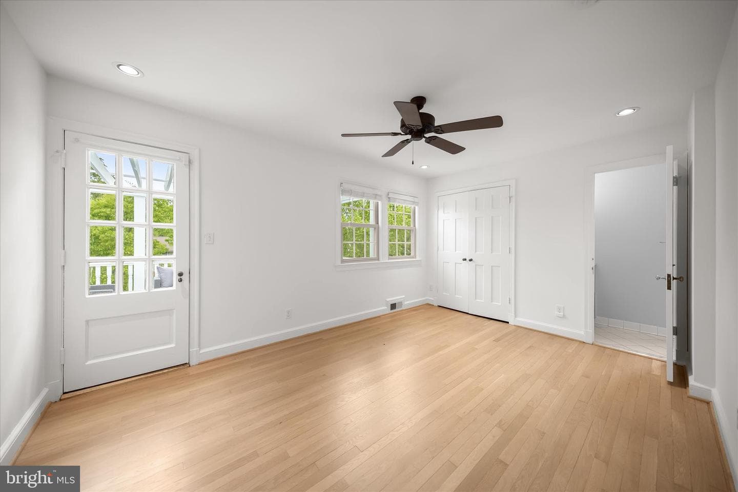 10318 Parkman Road photo 22