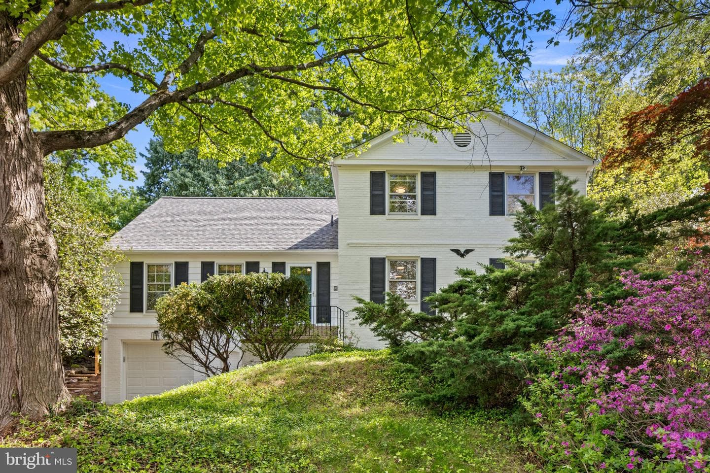 7018 Old Cabin Lane