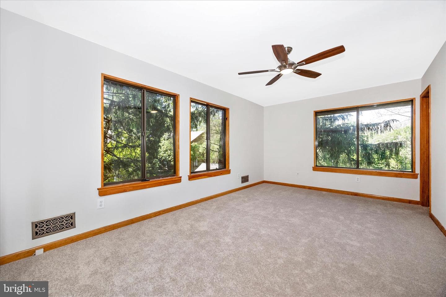 10704 Wayridge Drive photo 22