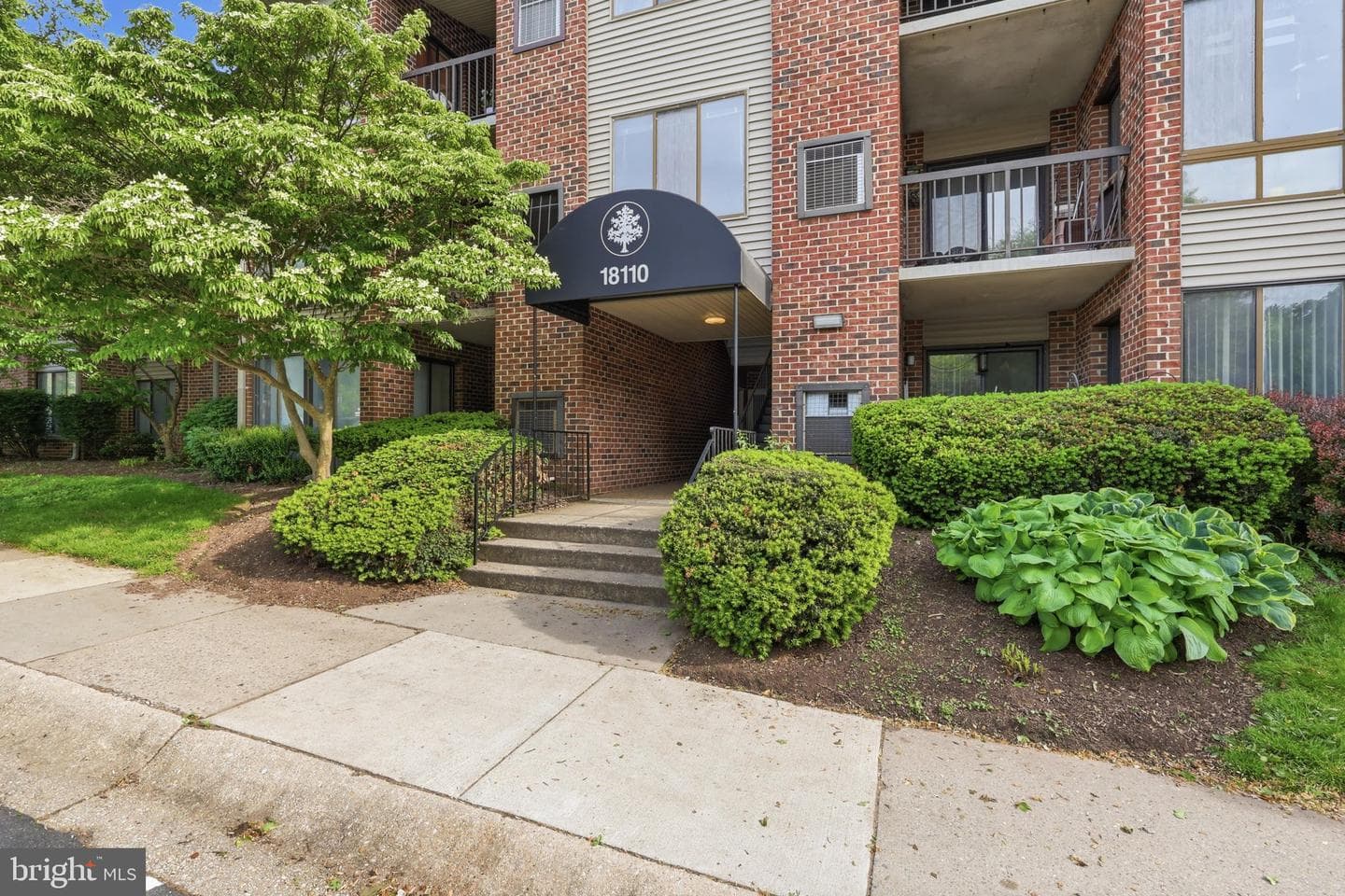 18110 Chalet Drive #104 photo 34