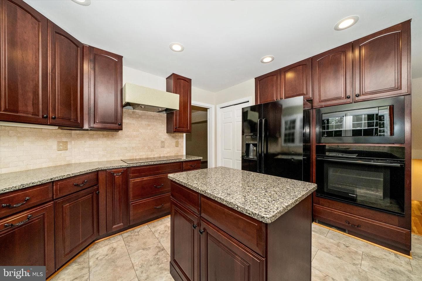 8405 Saint Regis Way photo 17