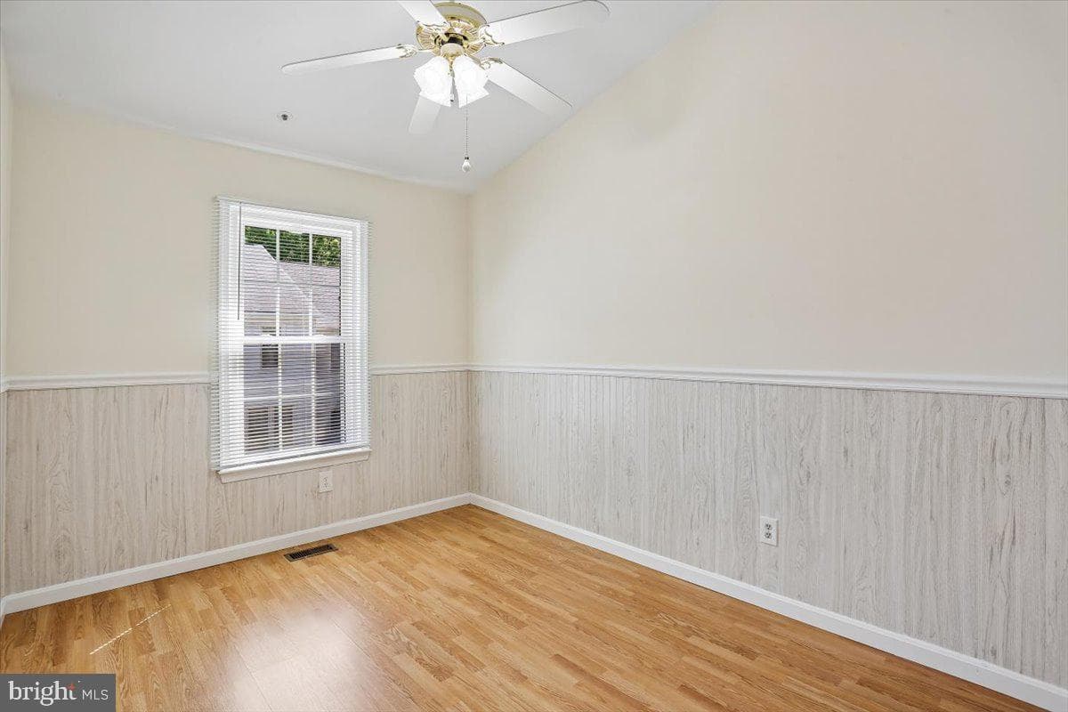9 Fountain Valley Court photo 21