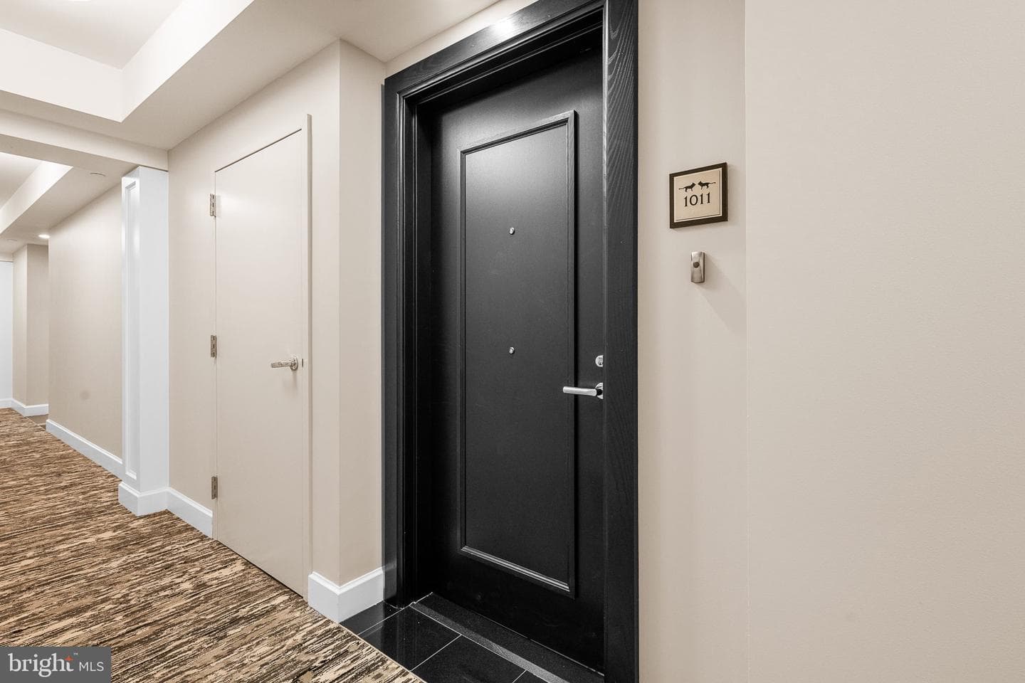 7710 Woodmont Avenue #1011 photo 21