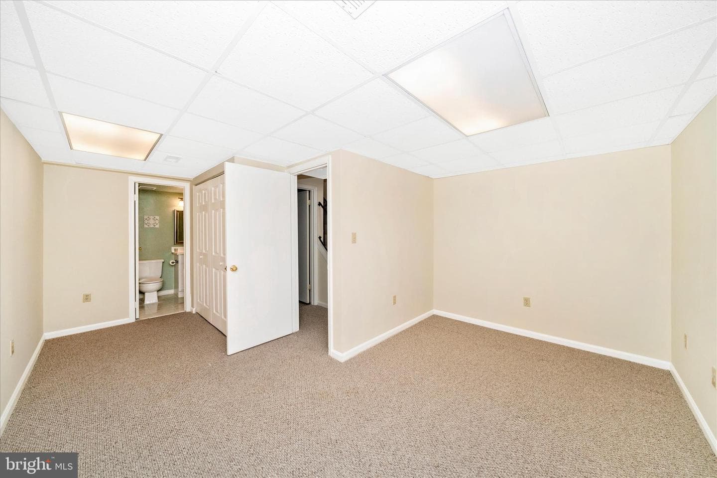 20200 Ravensdale Court photo 26