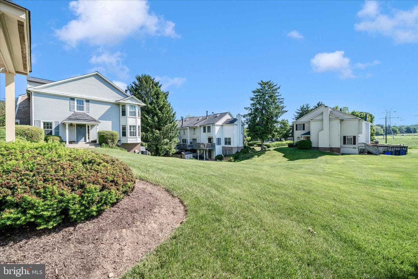 20200 Ravensdale Court photo 43