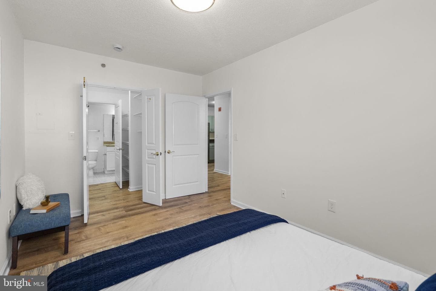 7111 Woodmont Avenue #108 photo 9