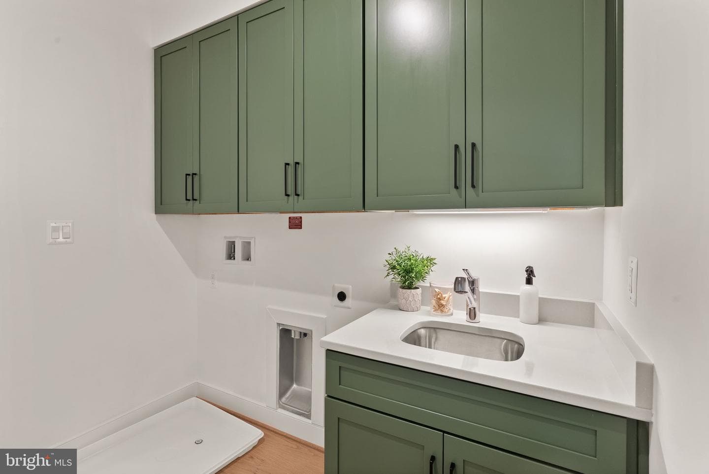 7215 Barnett Road photo 34