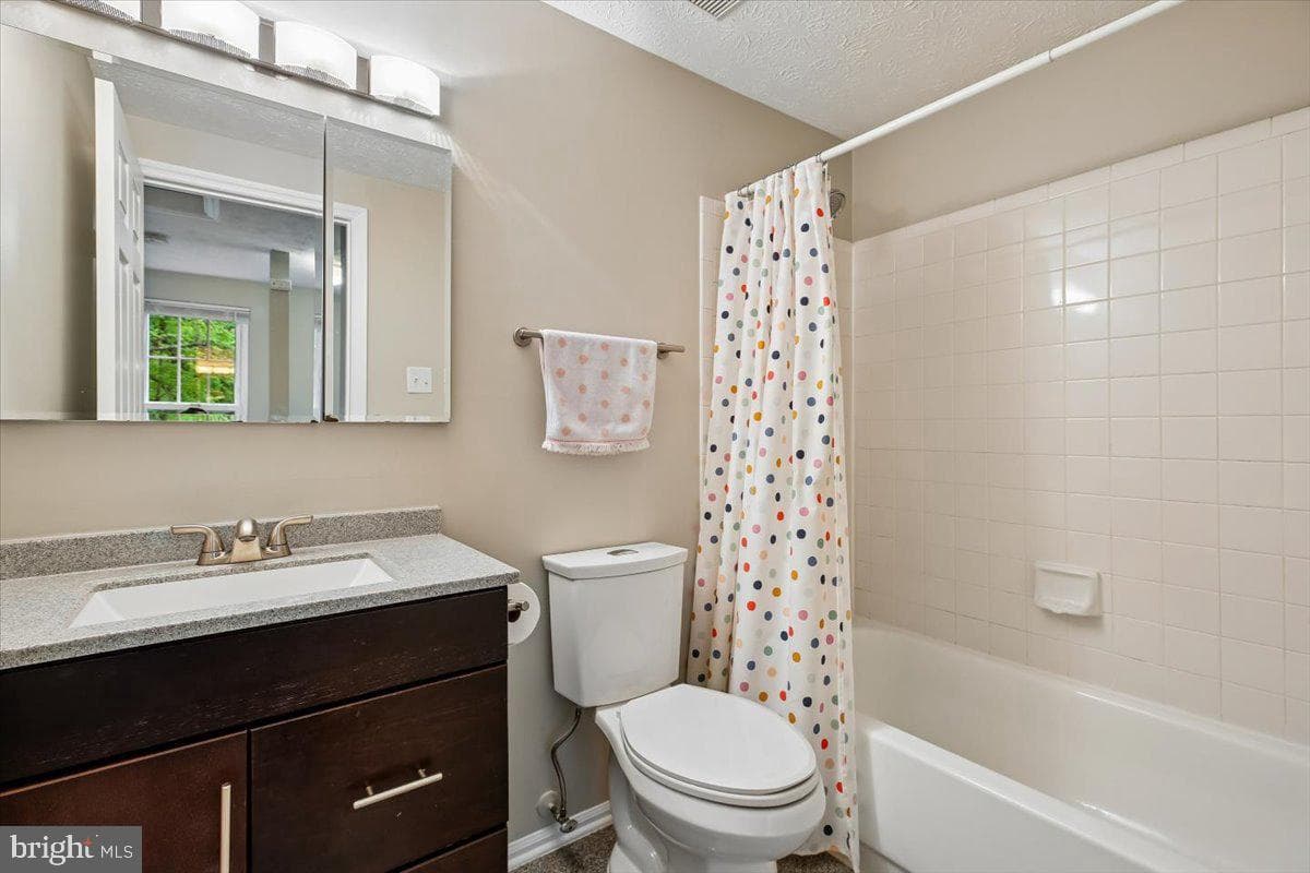 639 Coral Reef Drive photo 22