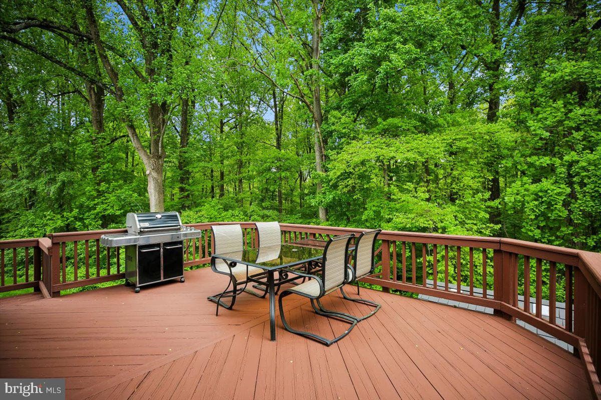 639 Coral Reef Drive photo 29