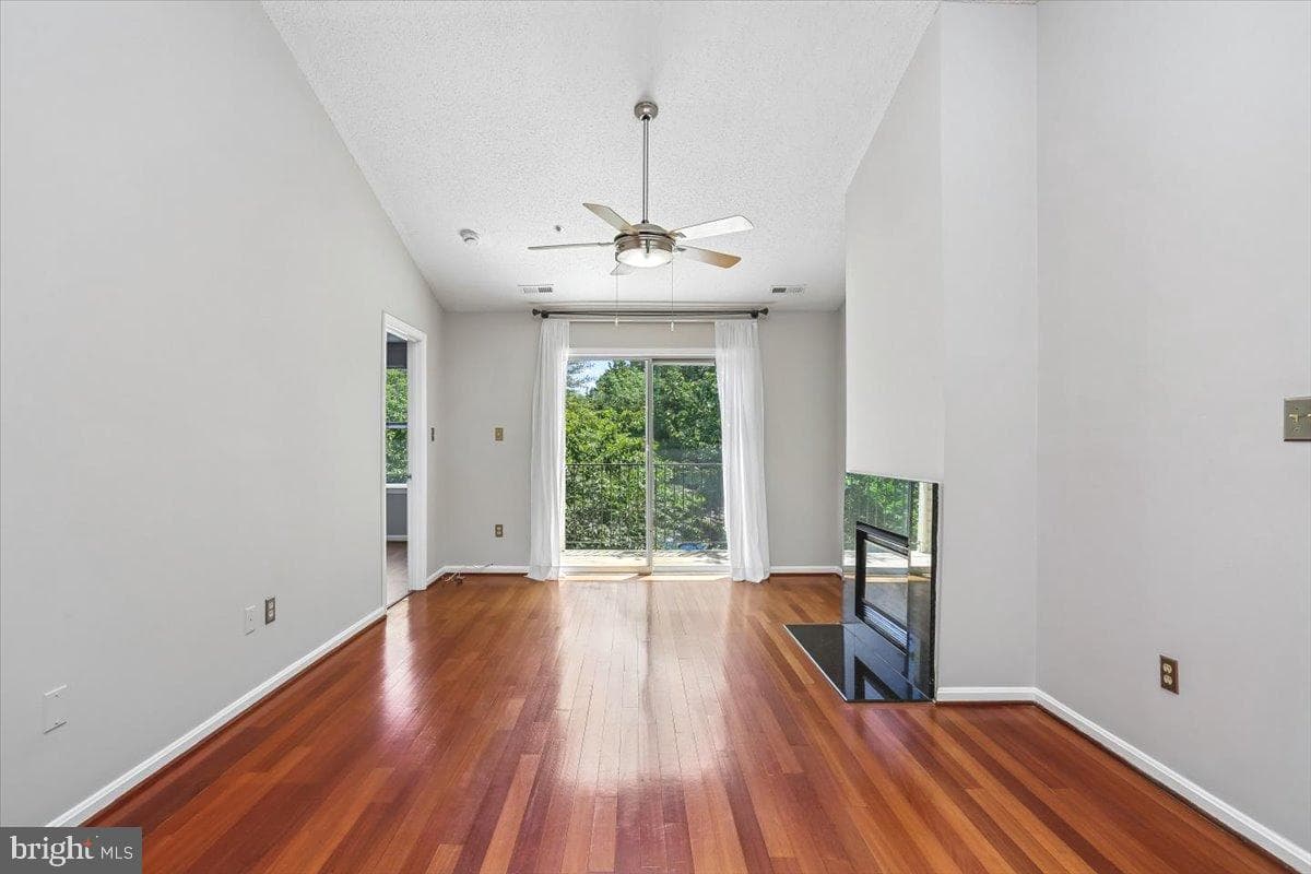 15302 Diamond Cove Terrace #12-3 photo 5