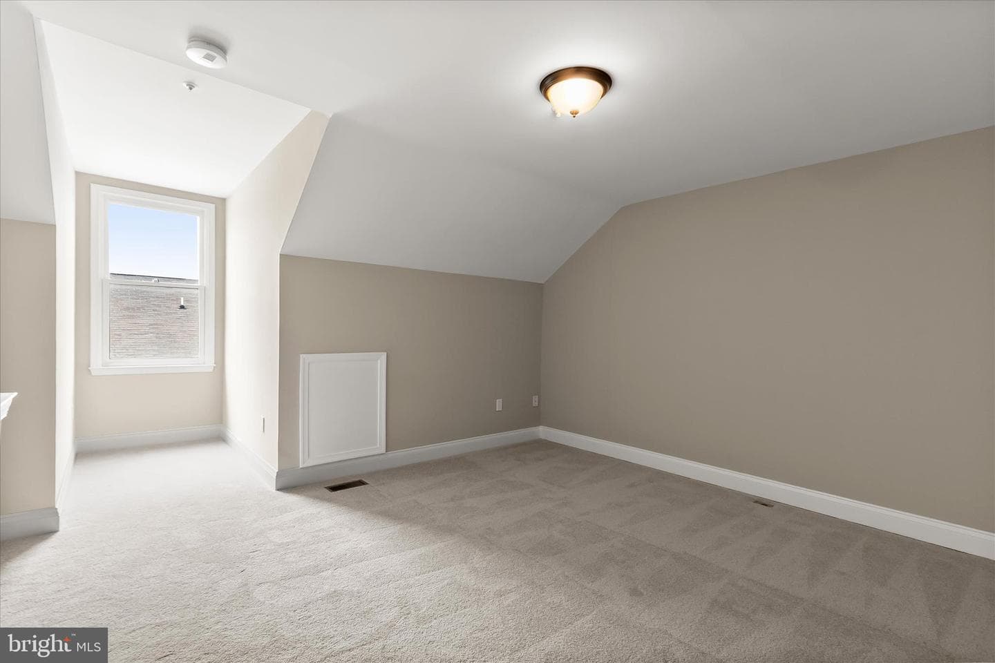 13523 Hamlet Square Court photo 27