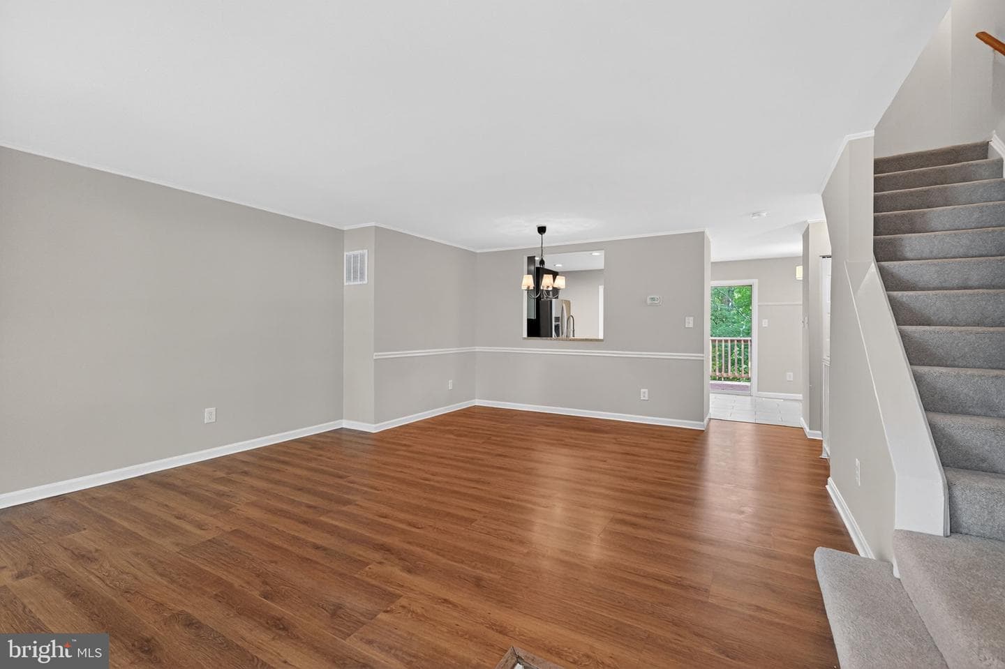 20202 Waterside Drive photo 4