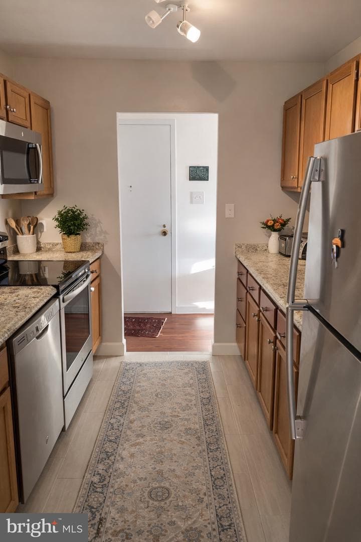 9701 Fields Rd # 1808 photo 5