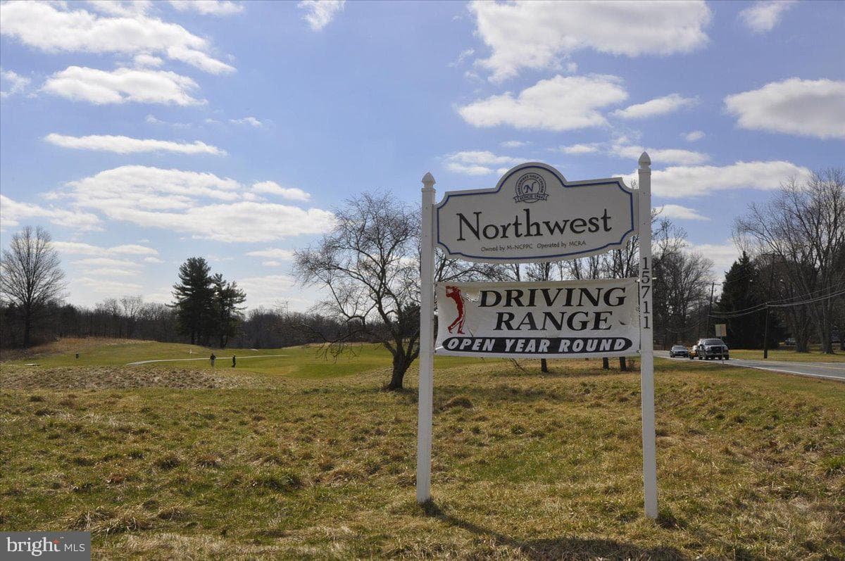 2105 Walking Crest Court photo 79