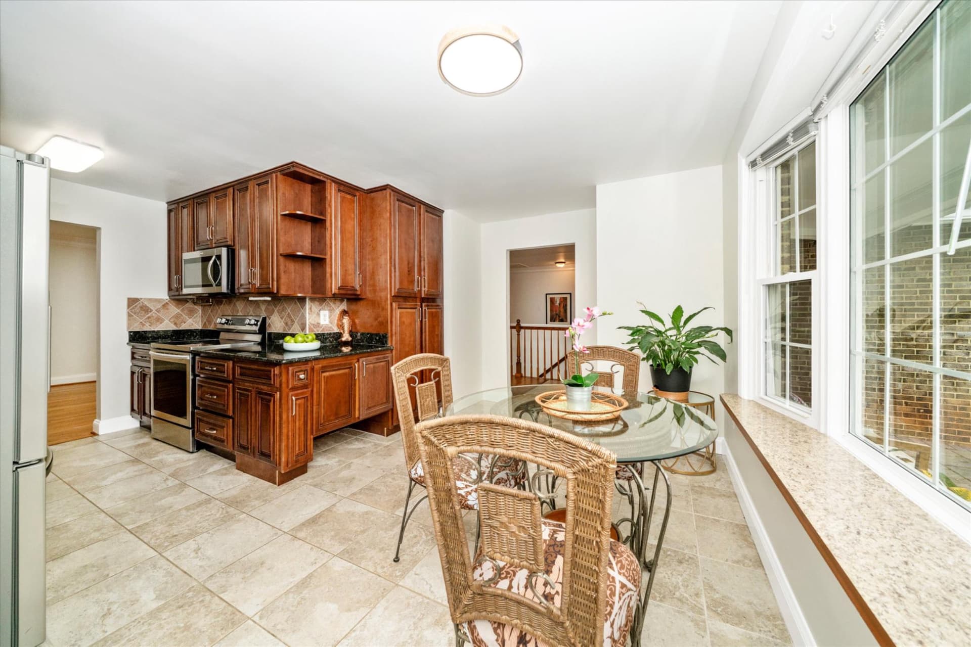 15204 Aylesbury Street photo 8
