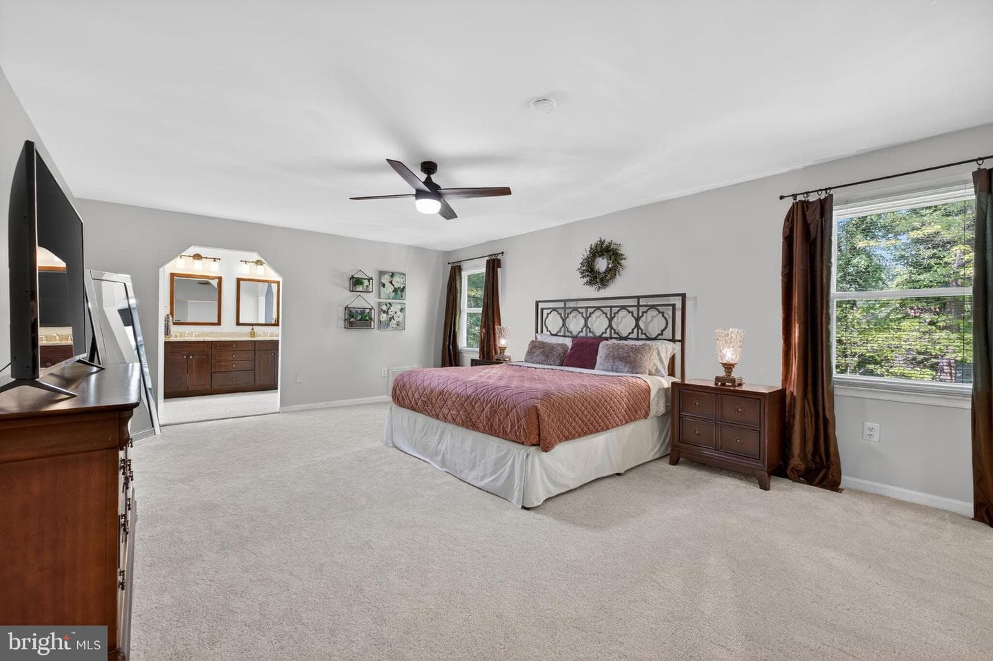 6 Galesville Court photo 17