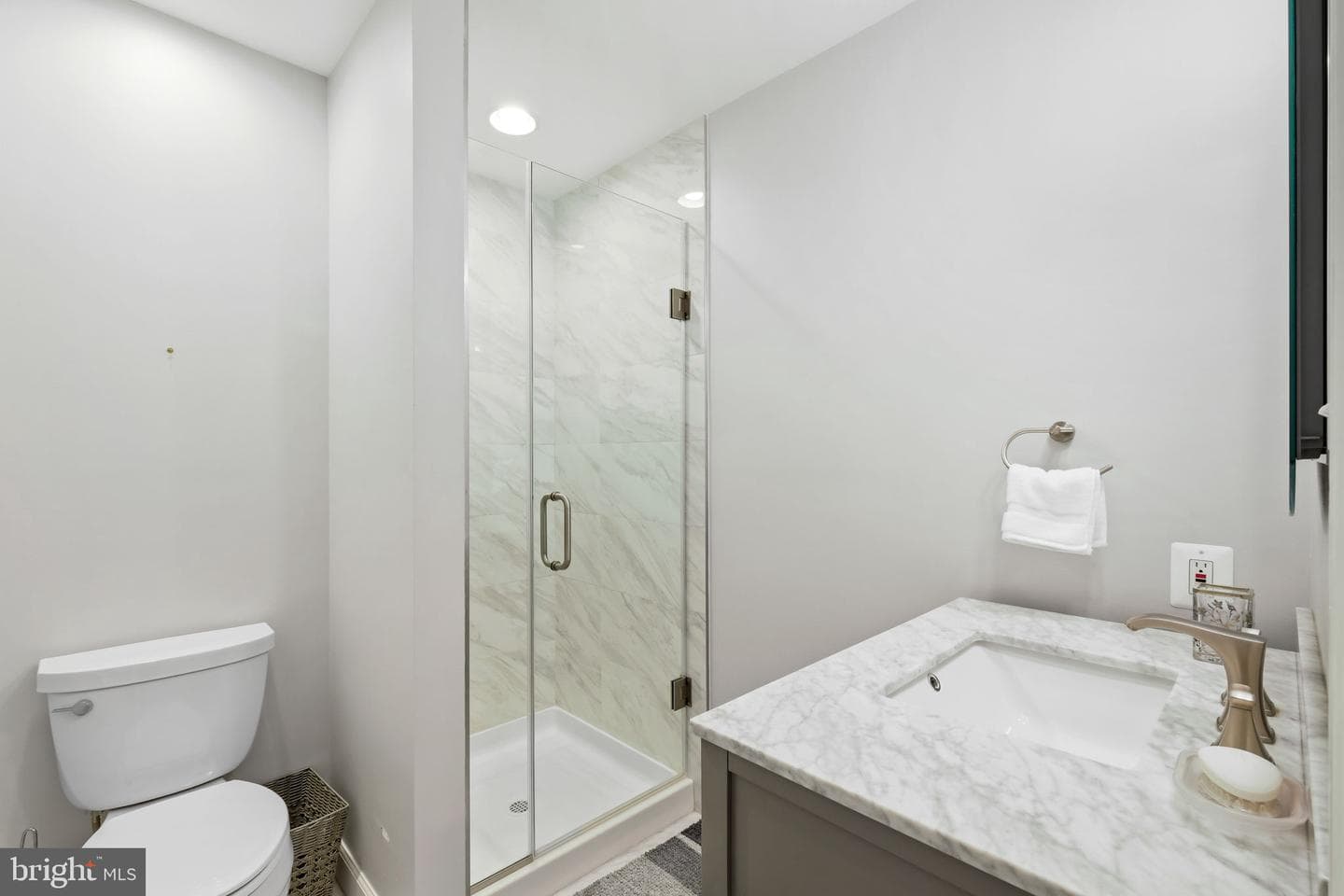 9437 Reach Road photo 36