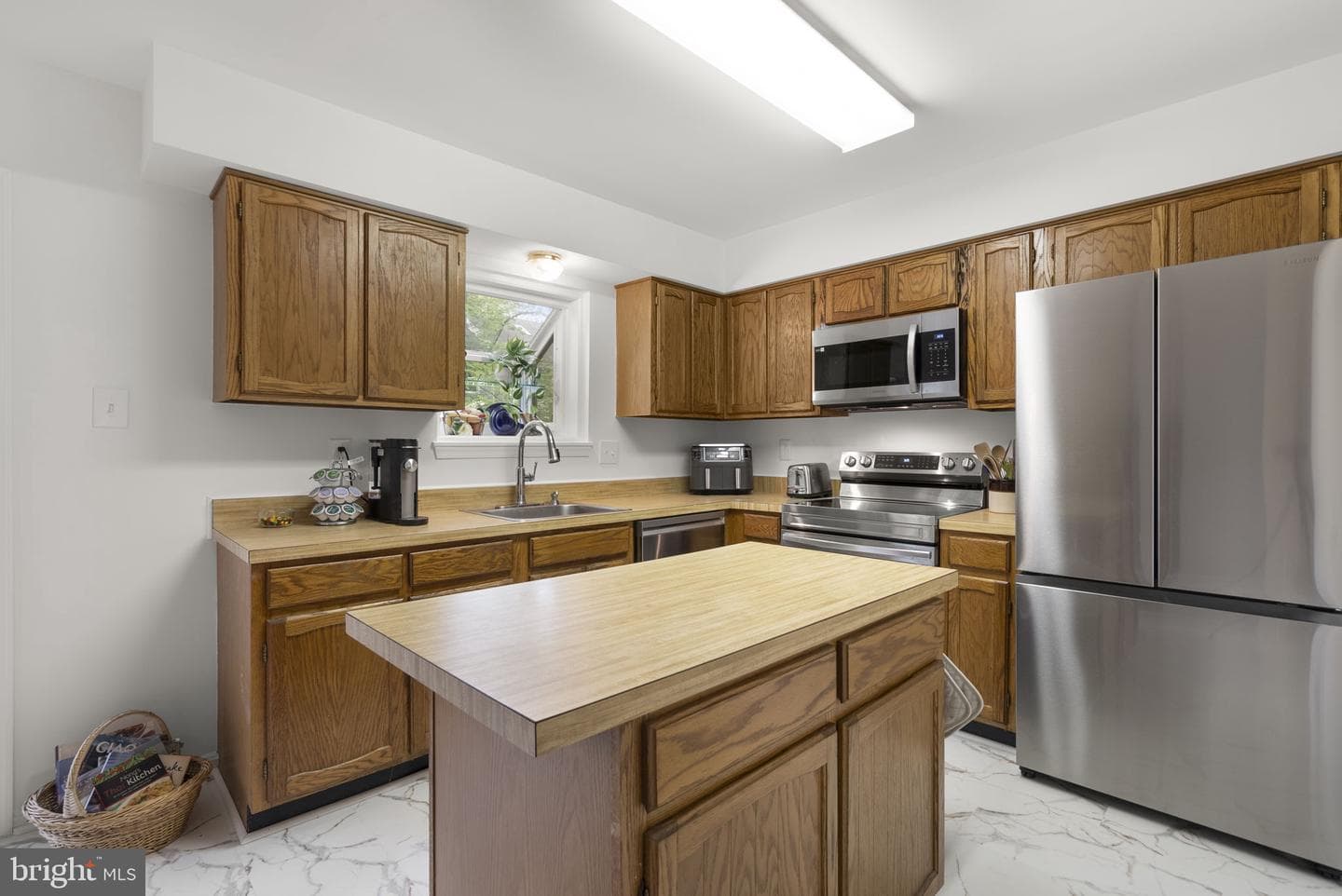 104 Kestrel Court photo 9