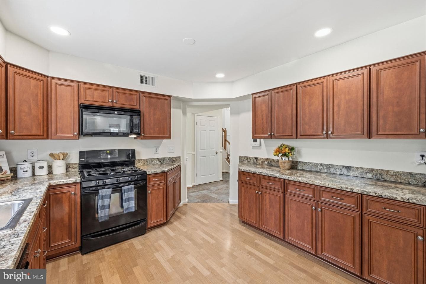 17709 Crystal Spring Terrace photo 15