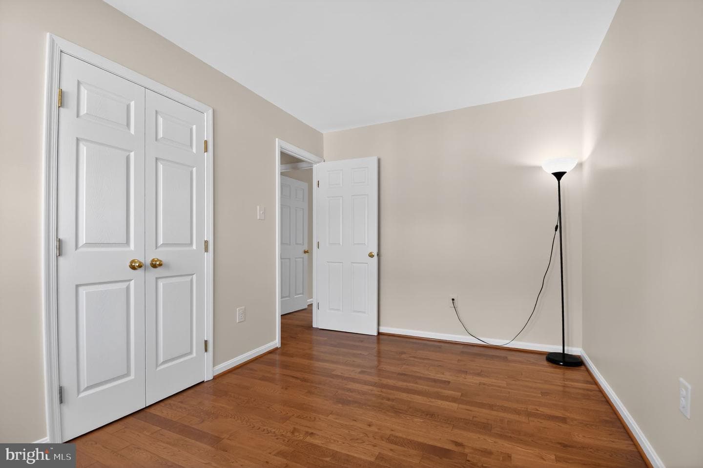 220 Pender Place photo 14