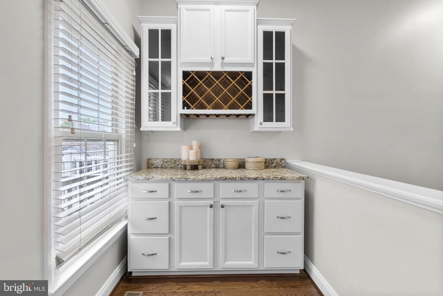 306 Hart Road photo 11