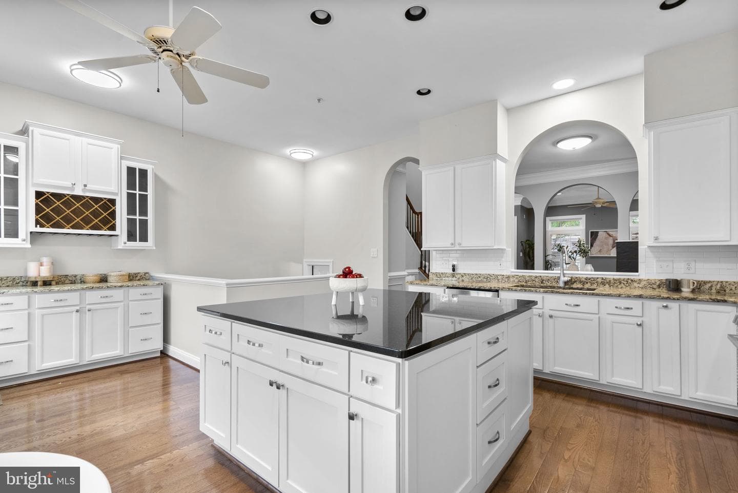 306 Hart Road photo 9