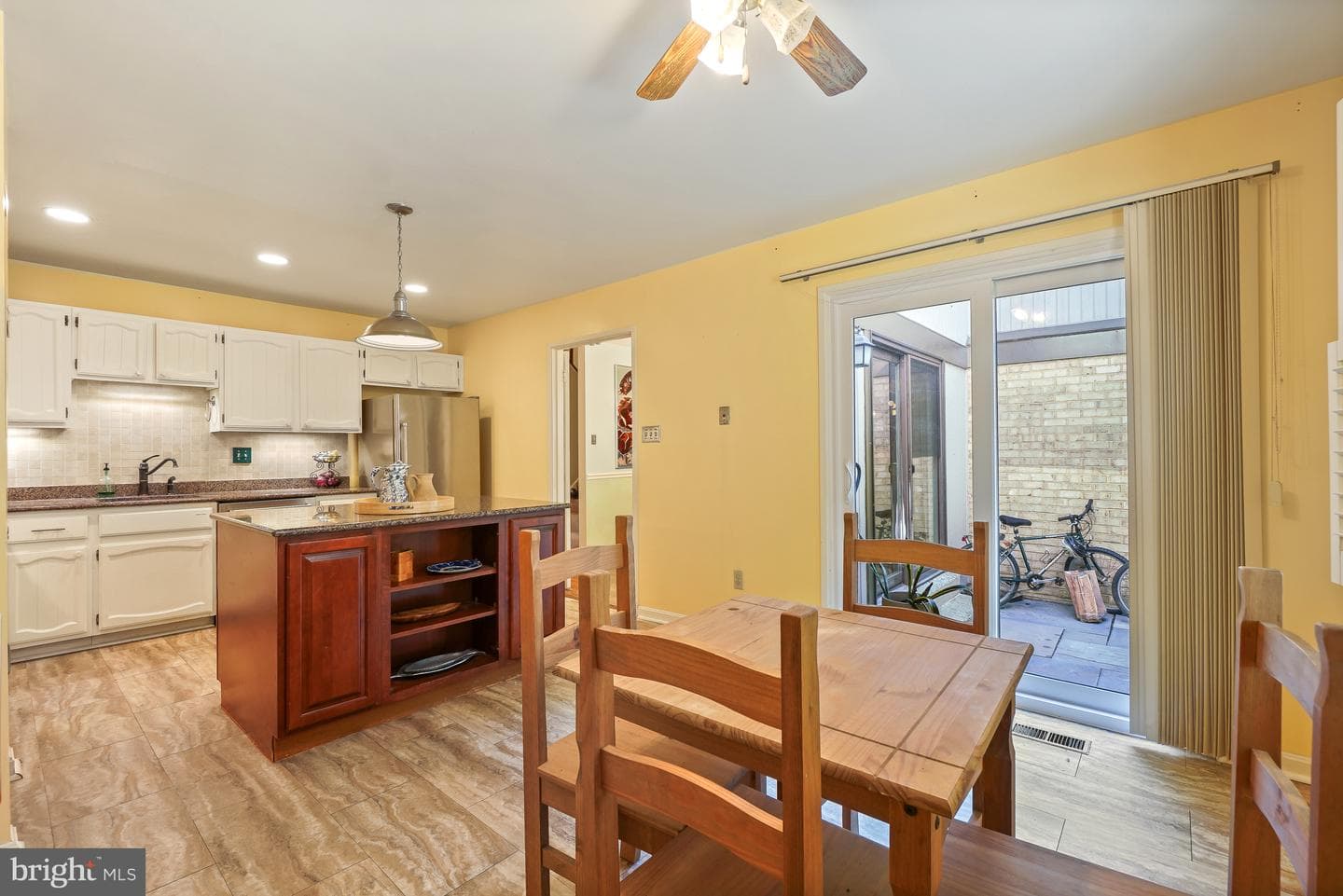 9434 Fern Hollow Way photo 15