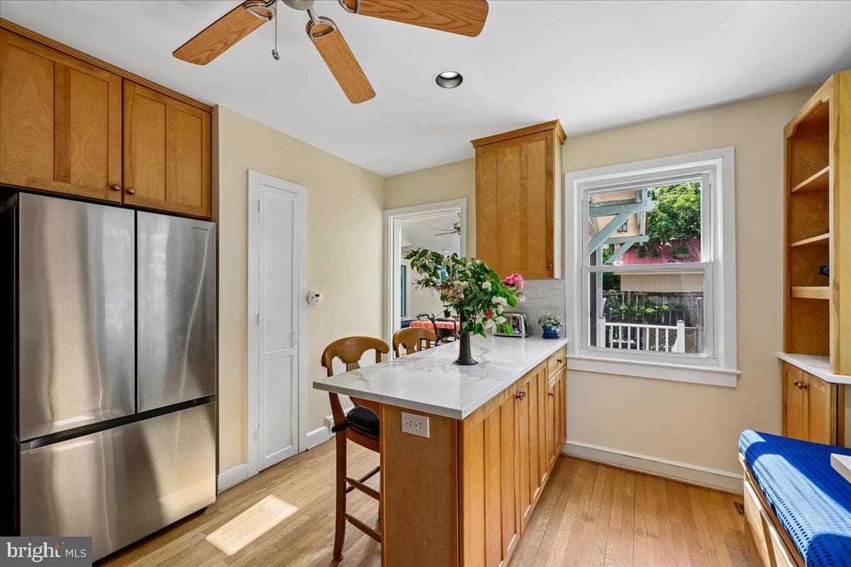 9 Pine Avenue photo 29