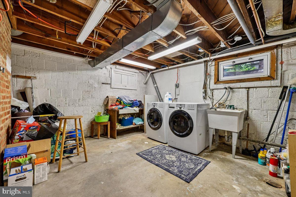 9 Pine Avenue photo 72