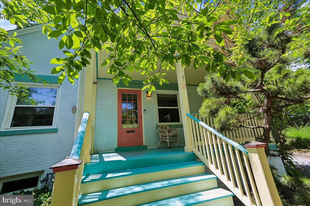 9 Pine Avenue photo 97