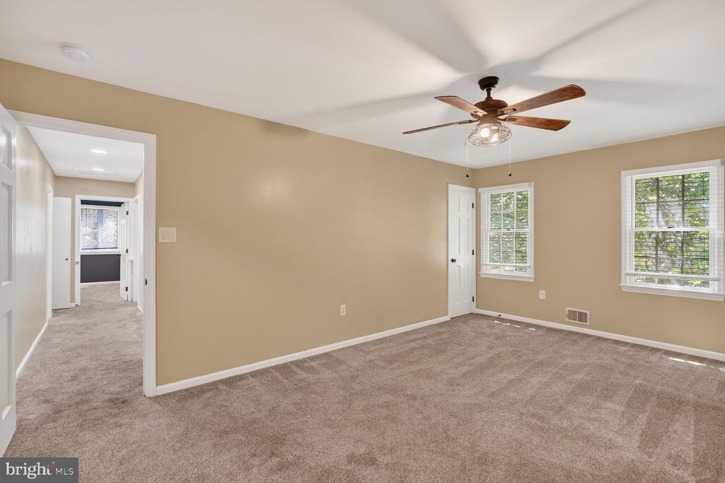 16929 Briardale Rd photo 24