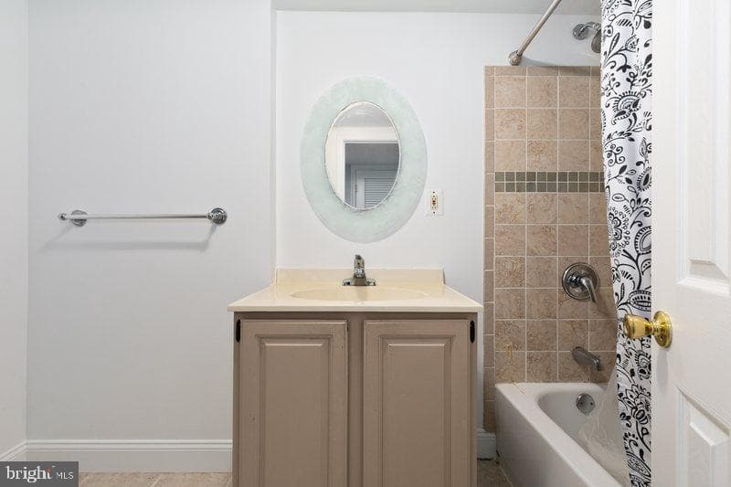 2205 Blue Valley Drive photo 53