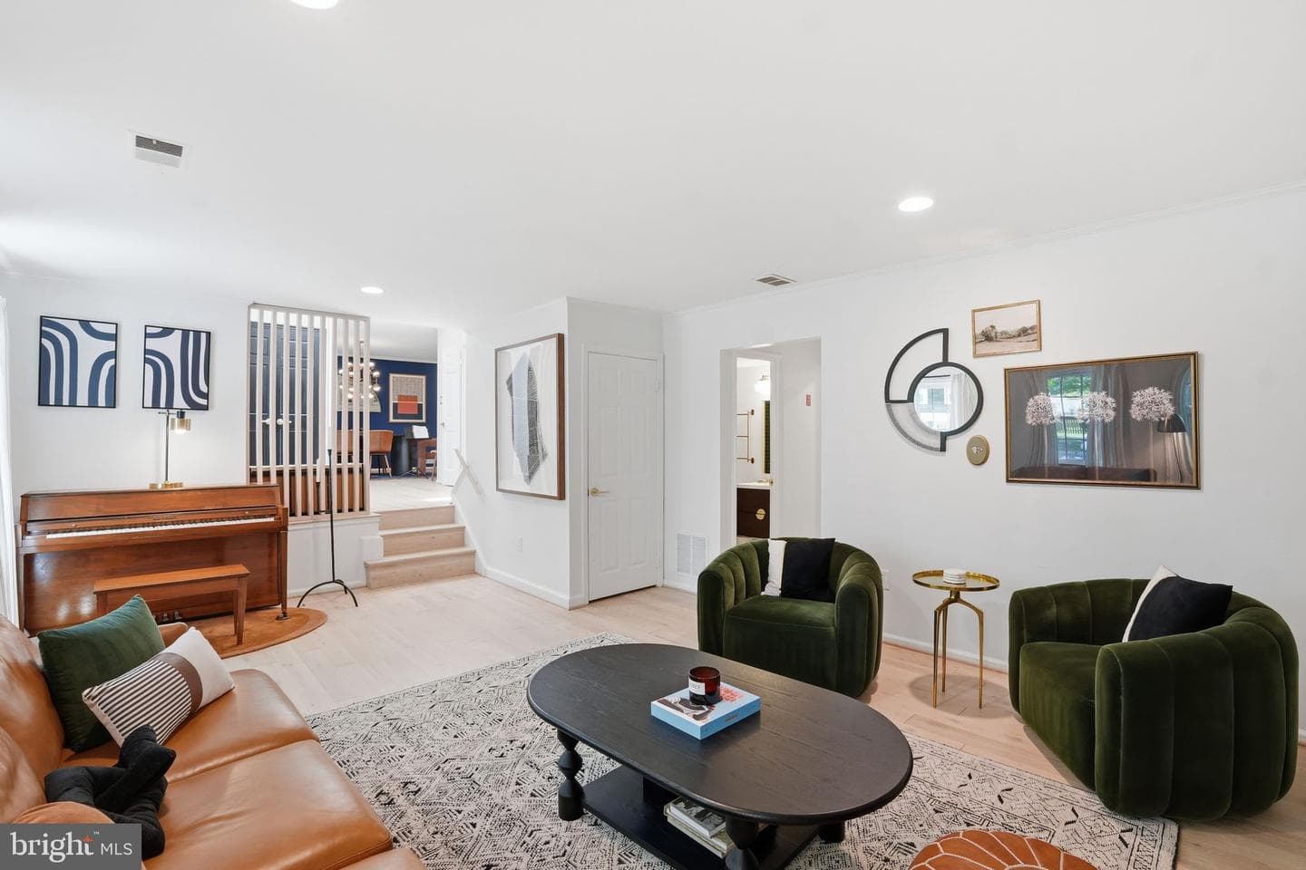11205 Freas Drive photo 3